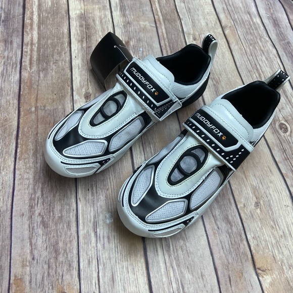 Muddyfox Tri100 Cycling Shoes Junior Footwear NWT - Picture 1 of 8